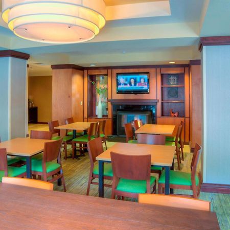 Fairfield Inn & Suites By Marriott Mobile Daphne/Eastern Shore Спаниш Форт Екстериор снимка