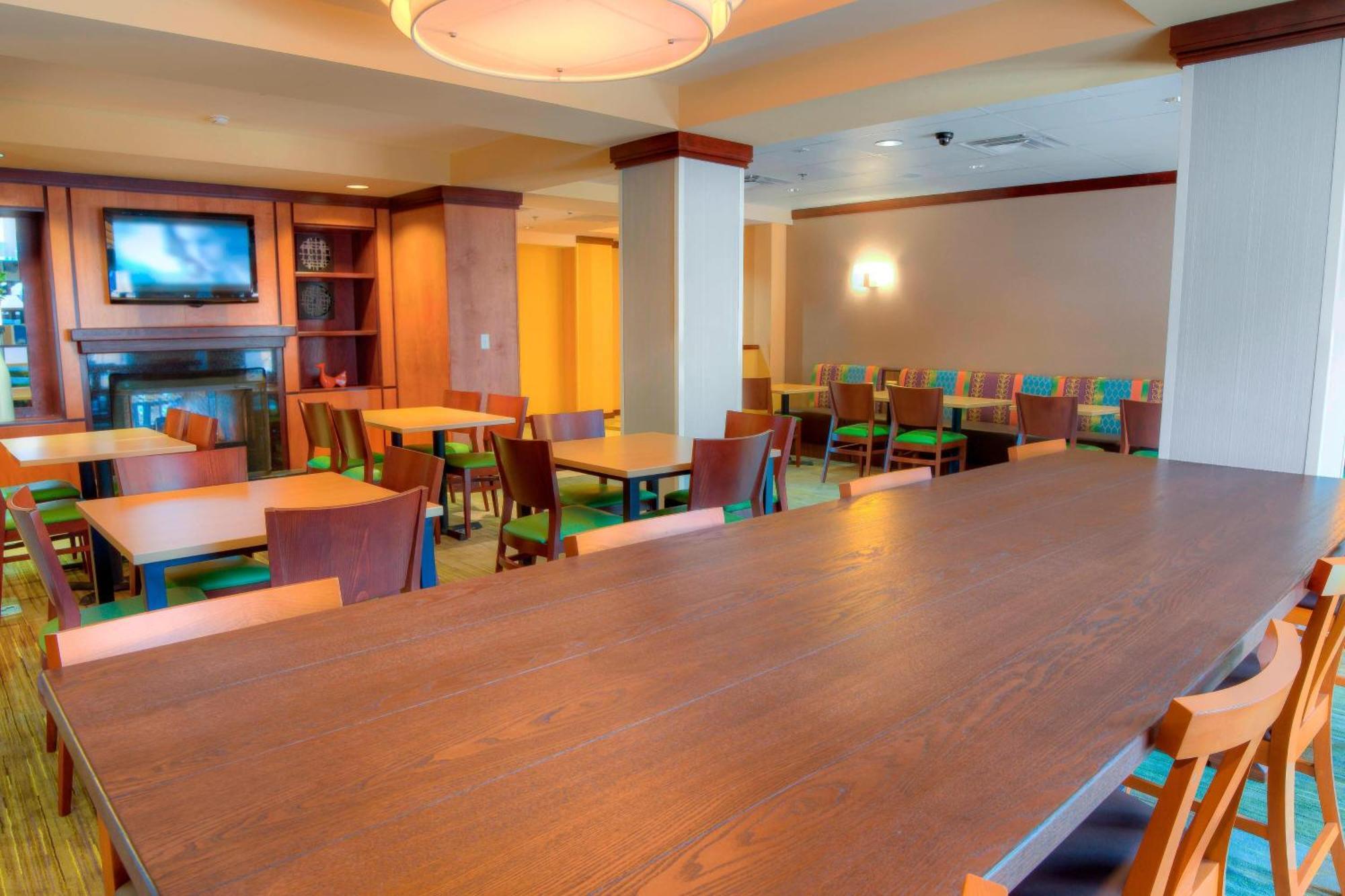 Fairfield Inn & Suites By Marriott Mobile Daphne/Eastern Shore Спаниш Форт Екстериор снимка